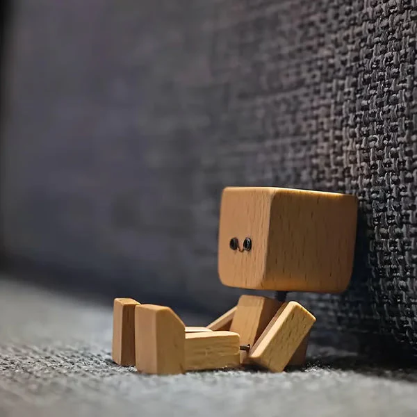 🔥 Up to 50% OFF 🎁 Handmade Charming Shaking Wooden Man Figurine with 12PCS Magnetic Expressions